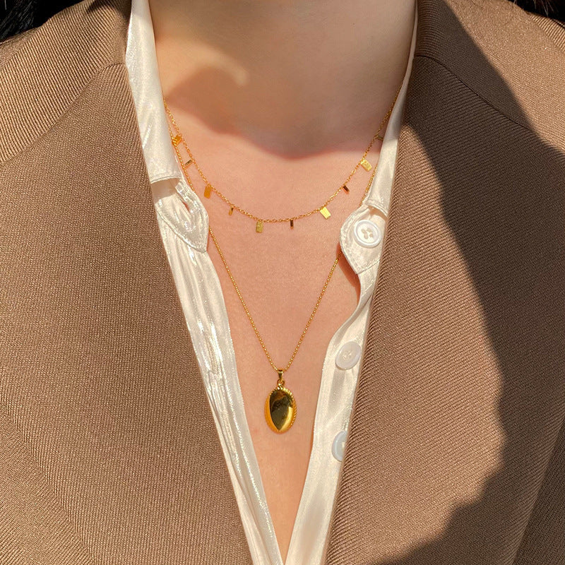 Lumi Drape Necklace