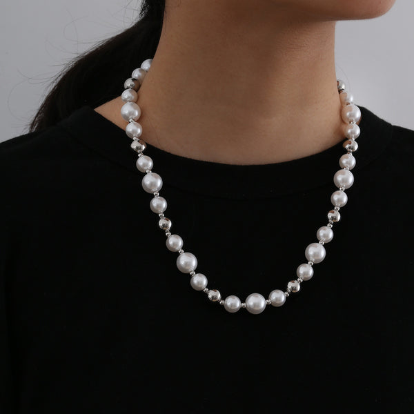 Luna Pearl Necklace