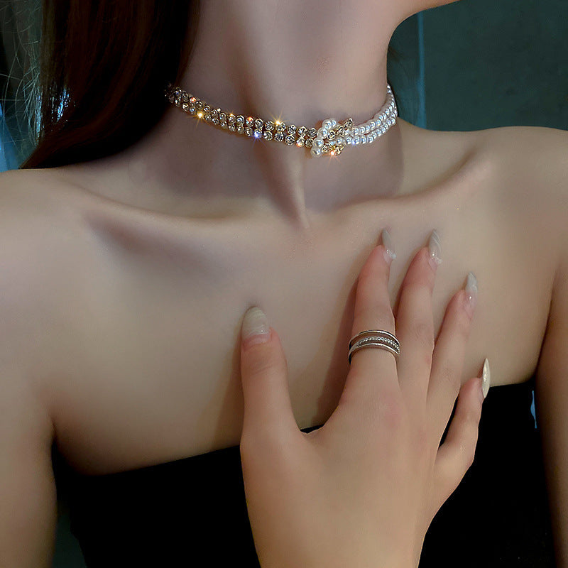 Delphine Pearl Choker