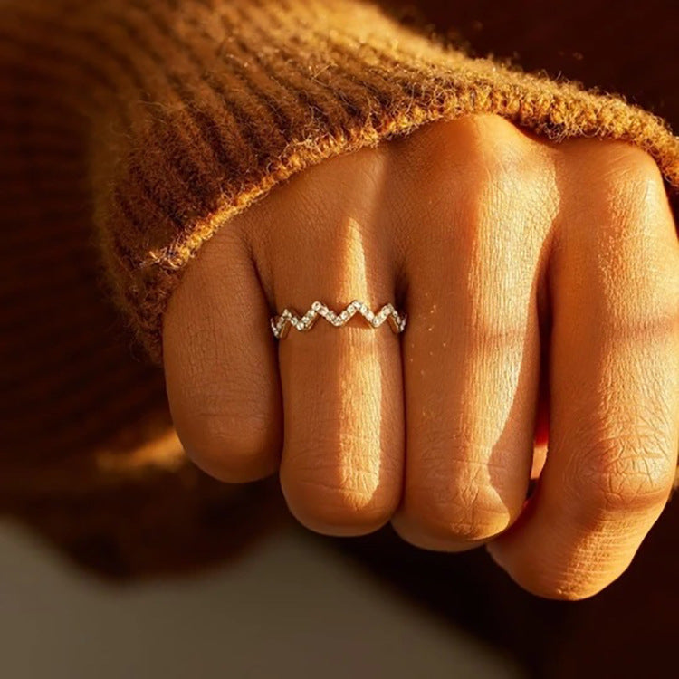 Arden Zigzag Ring