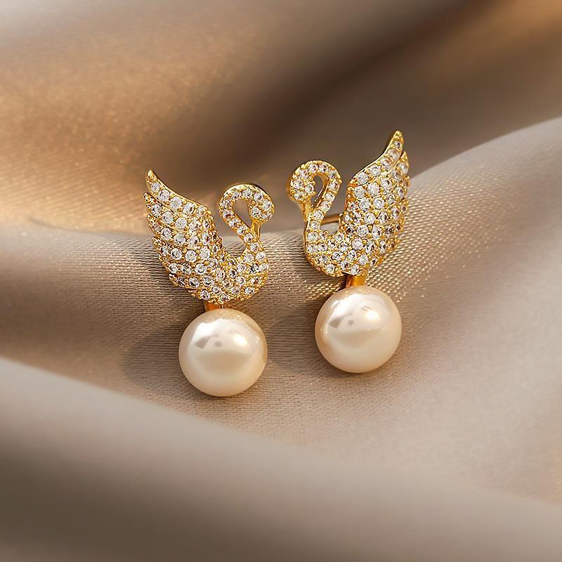 Aveline Swan Stud Earrings