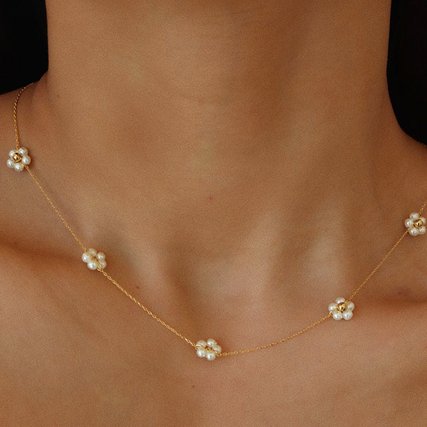 Lunara Pearl Bloom Necklace