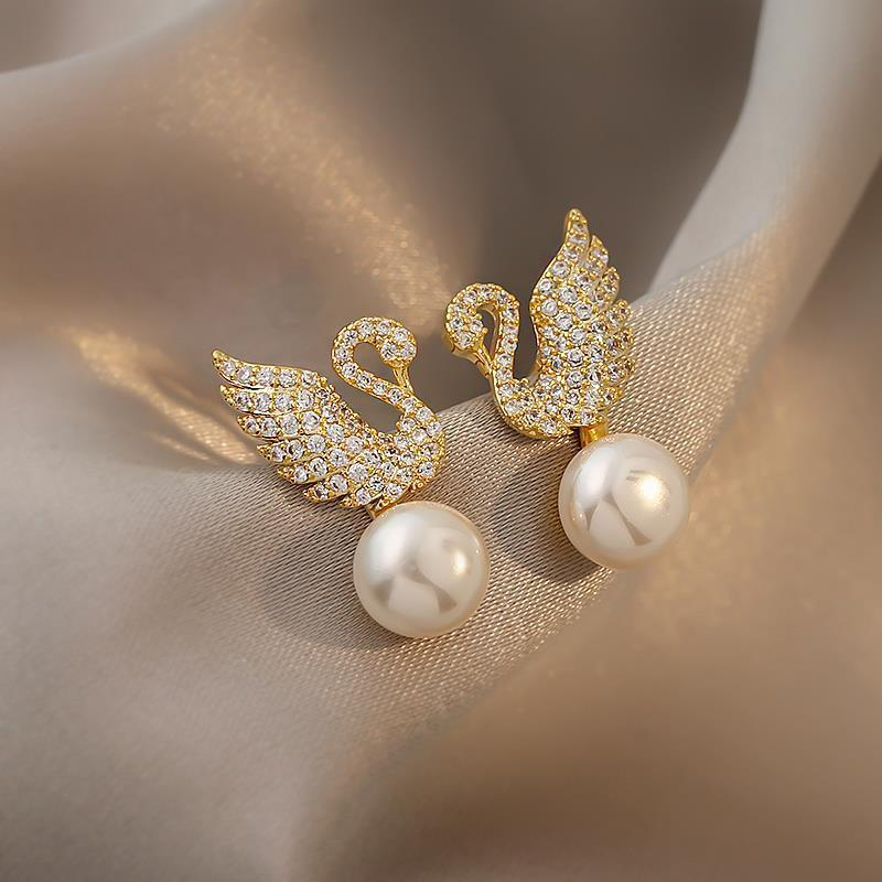 Aveline Swan Stud Earrings