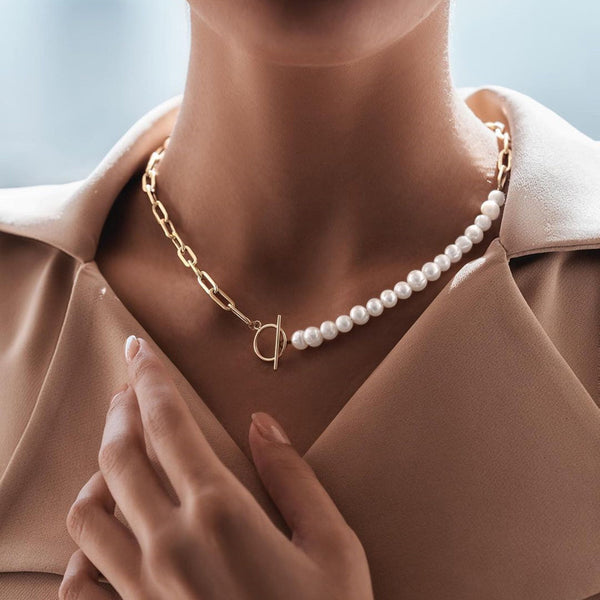 Solene Link & Pearl Necklace