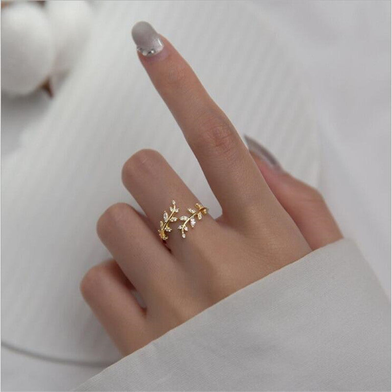Laurel Leaf Ring