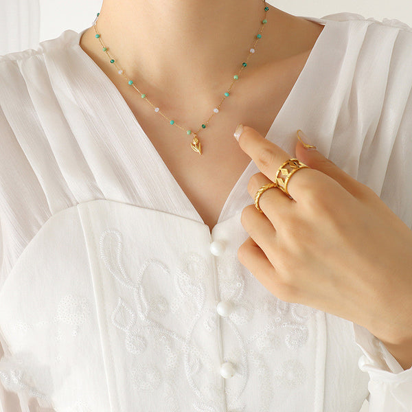 Talia Leaf Necklace