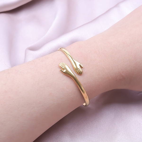 Alora Hug Bracelet