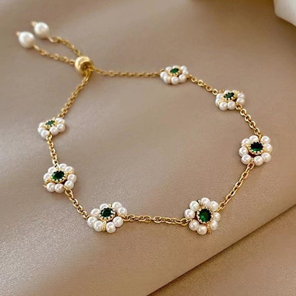 Serina Pearl Flower Bracelet
