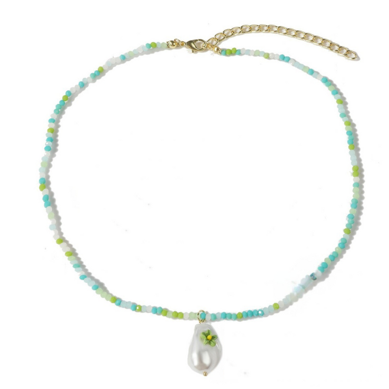 Isla Bloom Pearl Necklace