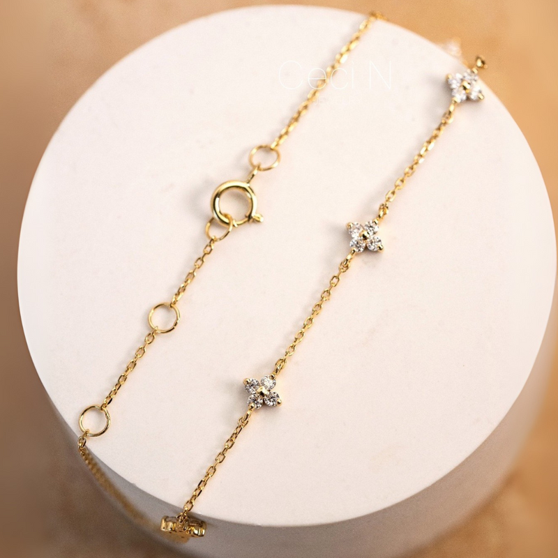 Virelia Petal Chain Bracelet