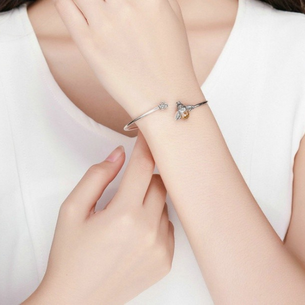 Ava Bee Bracelet