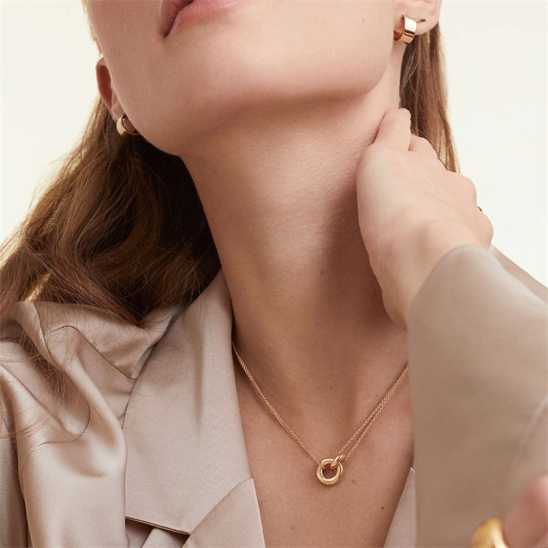 Elena Pendant Necklace