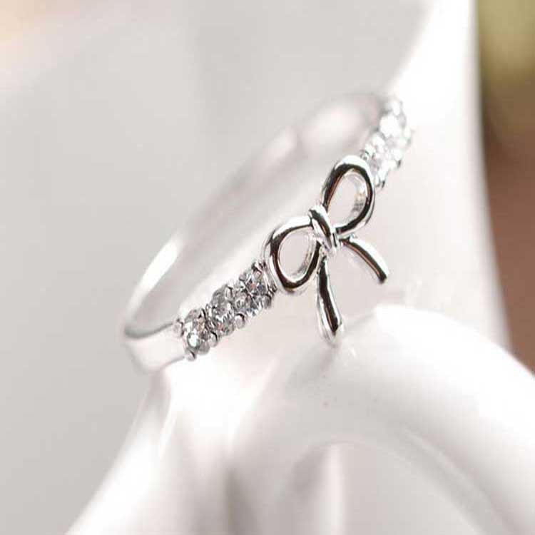 Gemma Bow Ring