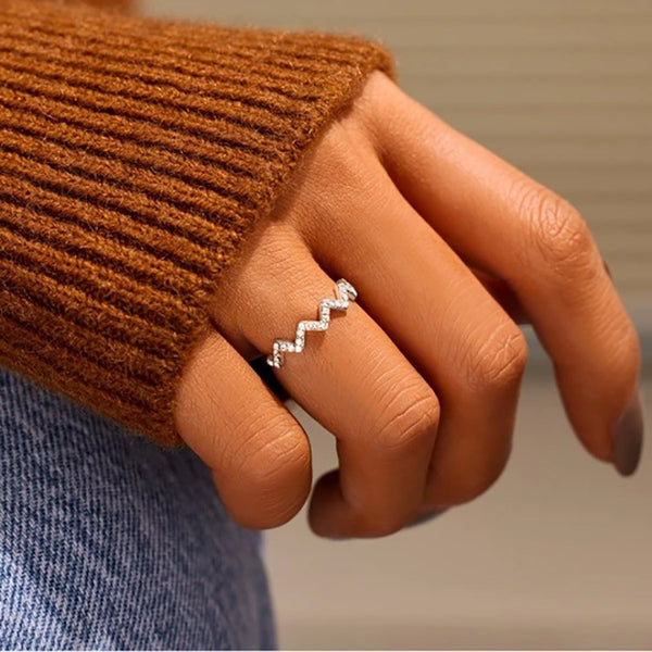 Arden Zigzag Ring