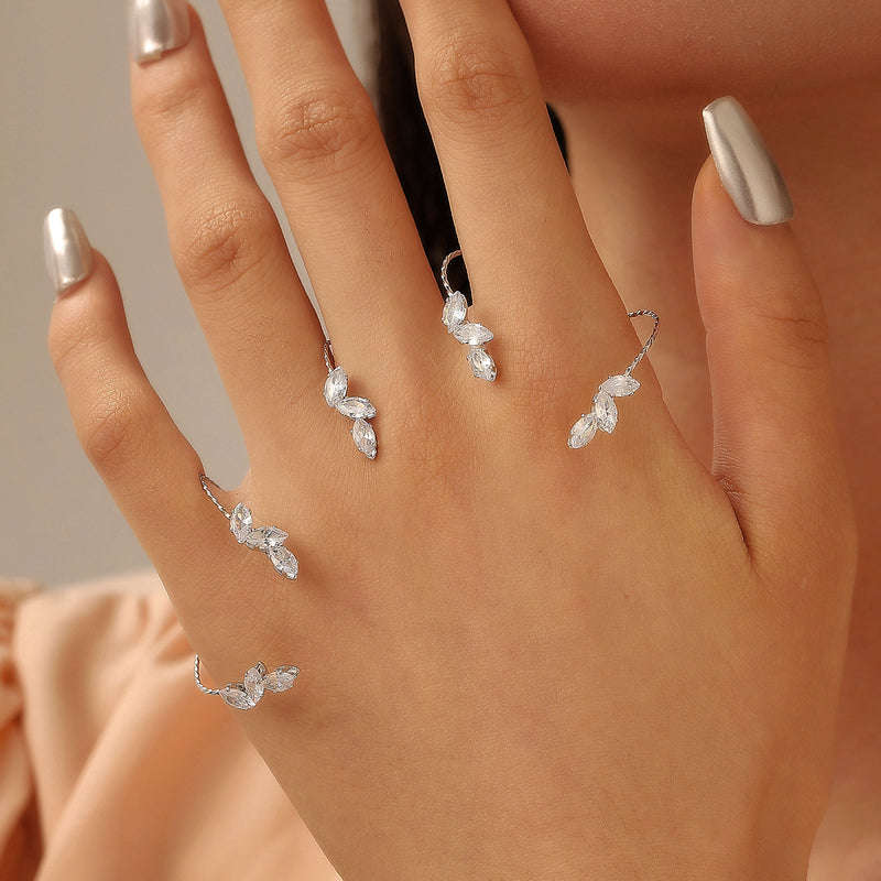 Aria Leaf Ring Chain